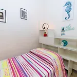 Robertone Guest House